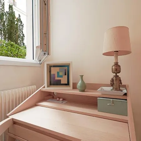 Appartamento Elegant Studio Avenue Montaigne